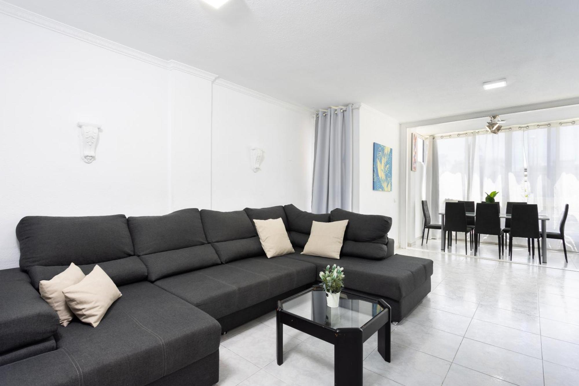 Classbnb - Three Spacious Apartments 150M From The Las Americas Promenade Arona  Buitenkant foto